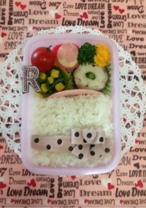 魚ソでドットリボン♪ ＊デコ弁＊-レシピのメイン写真