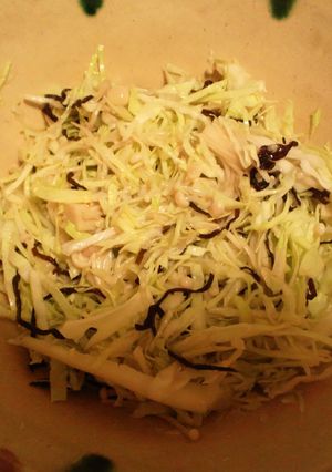 シンプルやみつき！キャベツの塩昆布サラダ-レシピのメイン写真