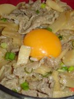 すき焼き風牛丼-レシピのメイン写真