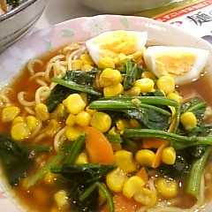 รูปของ 即席ラーメンｄｅバターしょうゆラーメン☆