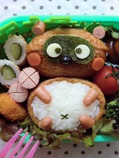 キャラ弁☆お稲荷さんでポンポコタヌキ-レシピのメイン写真