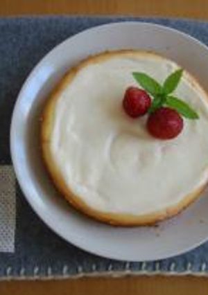 結婚記念日の真っ白チーズケーキ-レシピのメイン写真