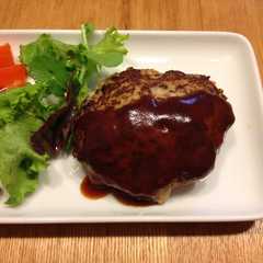 รูปของ ふんわり美味しい〜チーズinハンバーグ