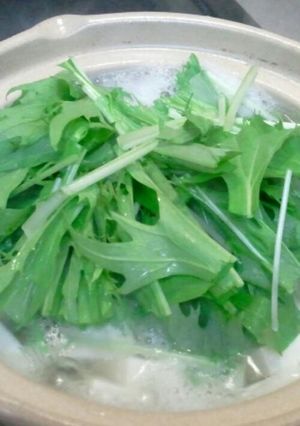 手軽でヘルシー♪『水菜のポカポカ湯豆腐』-レシピのメイン写真