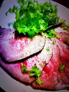 うちの牛肉のタタキ-レシピのメイン写真