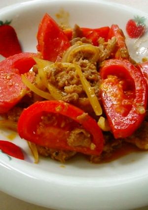 醤油麹で薄切り牛肉とトマトの炒め物-レシピのメイン写真
