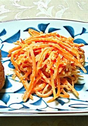 さつま揚げ，わかめ，にんじんの前菜-レシピのメイン写真