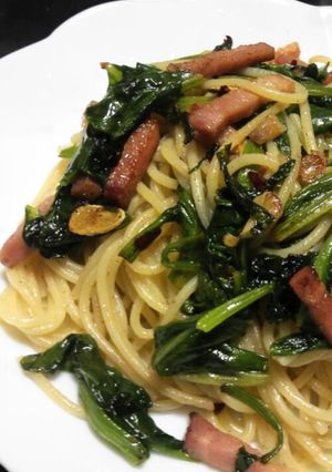 ベーコンとほうれん草の簡単ペペロンチーノ-レシピのメイン写真