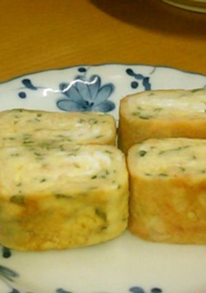 お弁当にでんぶ・大葉入り卵焼き-レシピのメイン写真