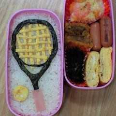 รูปของ 簡単に出来る★テニス弁当★キャラ弁？