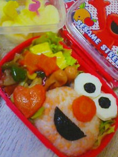 キャラ弁★簡単エルモ お弁当-レシピのメイン写真
