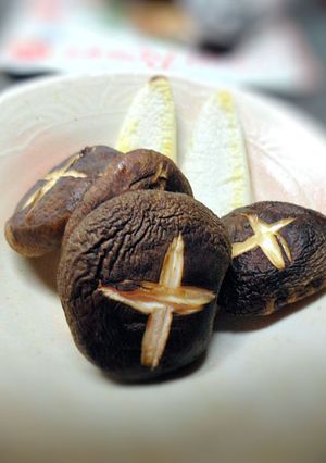 焼き椎茸と笹かまの盛り合わせ-レシピのメイン写真