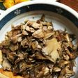 ご飯のお供に 舞茸と豚肉の炒めもの