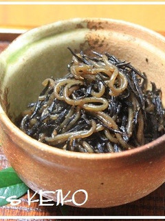 ひじきと糸こんにゃくのごま煮-レシピのメイン写真