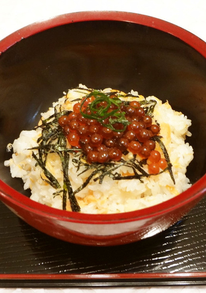 自家製しょうゆイクラと鮭の親子丼-レシピのメイン写真