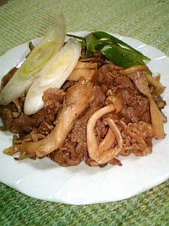 きのこたっぷり牛肉炒めピリッと山椒風味-レシピのメイン写真