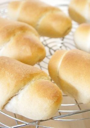 全粒粉でもフワフワロールパン（卵なし）♪-レシピのメイン写真