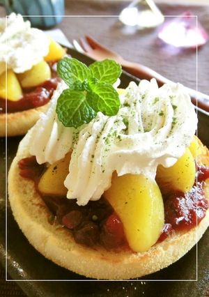 つぶあん×黄桃×ホイップクリームマフィン-レシピのメイン写真