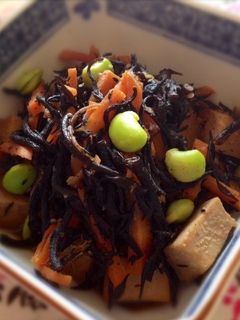 里芋入りで立派なおかず*ひじきの煮物-レシピのメイン写真