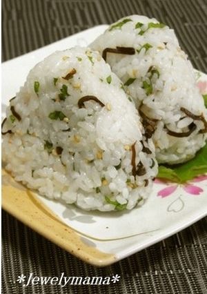 ＊大葉の香り♪胡麻入り塩昆布のおにぎり＊-レシピのメイン写真