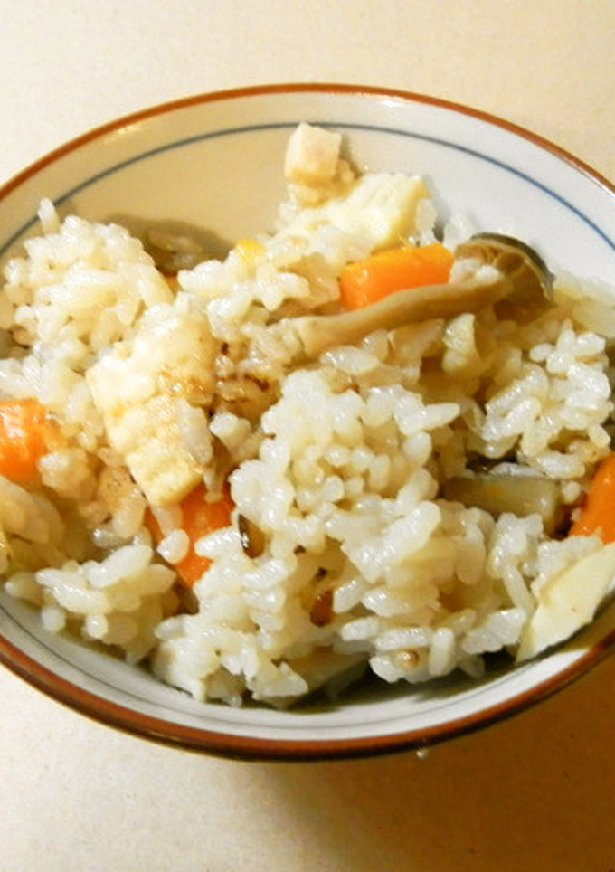 秋！鶏ごぼうきのこの炊き込みご飯-レシピのメイン写真