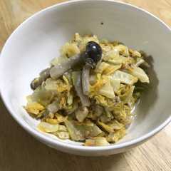 รูปของ 白菜としめじの醤油マヨ和え