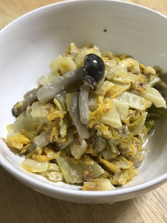 白菜としめじの醤油マヨ和え-レシピのメイン写真