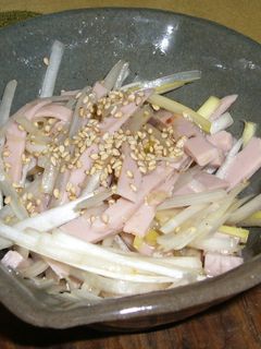 おつまみ☆長ネギとお魚ソーセージナムル風-レシピのメイン写真