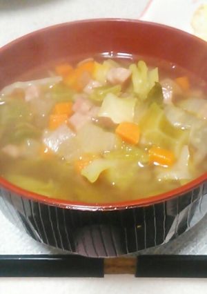 野菜たっぷり♬簡単!!コンソメスープ♪-レシピのメイン写真
