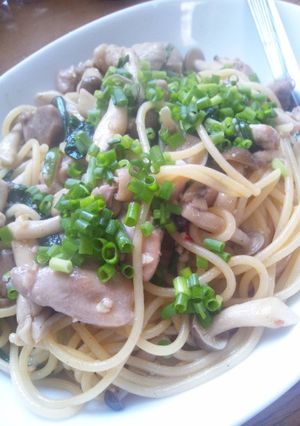 鶏肉ときのこのピリ辛和風ペペロンチーノ-レシピのメイン写真