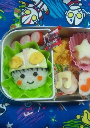 ｷｬﾗ弁!!ｳﾙﾄﾗﾏﾝごっこ中の息子♪-レシピのメイン写真