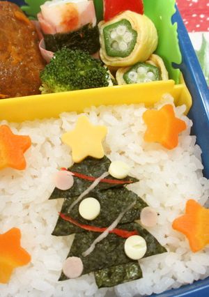 キャラ弁★海苔でクリスマスツリー-レシピのメイン写真