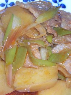 豚バラとジャガイモ煮(コチュジャン風味)-レシピのメイン写真