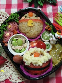 簡単☆丸おにぎりdeサンタ&トナカイ-レシピのメイン写真