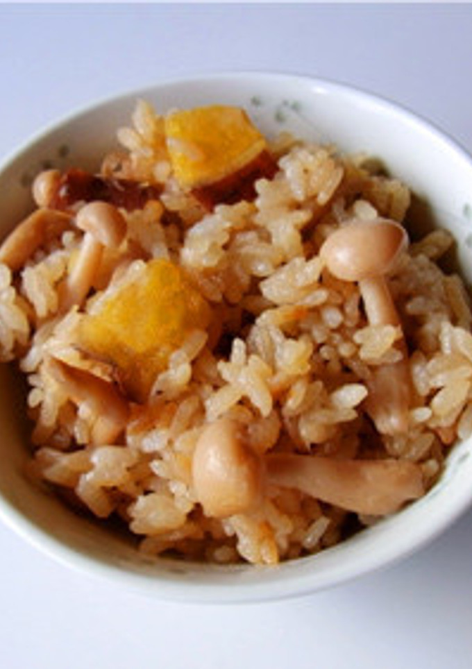 さつまいもとしめじの炊き込みご飯-レシピのメイン写真