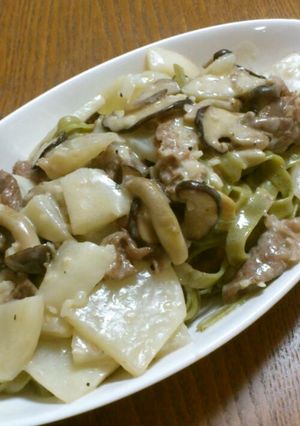 かぶと牛肉のクリー厶フィットチーネパスタ-レシピのメイン写真