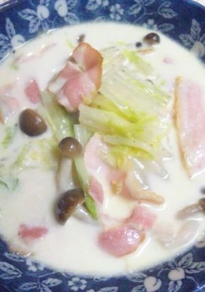 白菜とベーコンとしめじのクリームスープ-レシピのメイン写真
