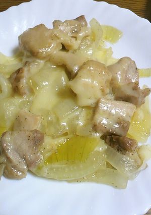 鶏肉と玉ねぎのチーズ酒蒸し-レシピのメイン写真