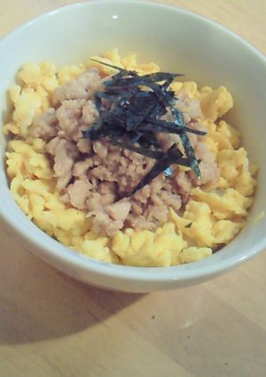 鶏そぼろ丼-レシピのメイン写真