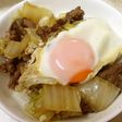すき焼きのタレで★牛肉、白菜の卵煮丼