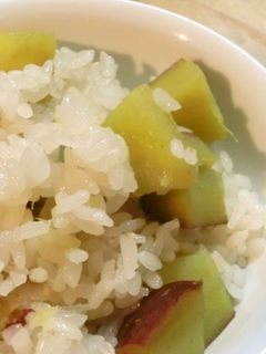もちもち♪さつまいもの炊き込みご飯-レシピのメイン写真