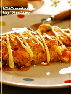 アボカドとトマトのチーズオムレツ-レシピのメイン写真