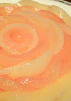 バラの桃で華やかレアチーズケーキ-レシピのメイン写真