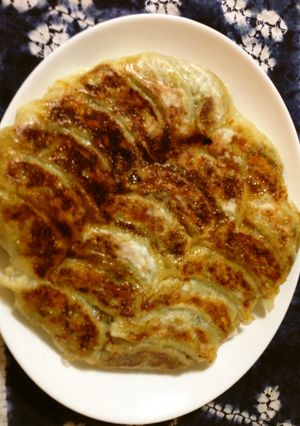 野菜たっぷり　ジューシー餃子-レシピのメイン写真