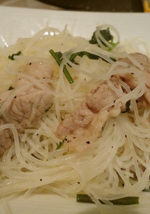 すぐできる香菜と豚肉のビーフン-レシピのメイン写真