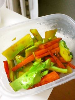 *ブロッコリーの茎の炒め物*-レシピのメイン写真