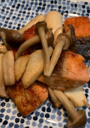 秋の味覚☆きのこと鮭のバター醤油ソテー-レシピのメイン写真