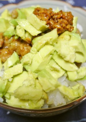 ズバリ、 ズボラ丼?? まな板要らず^^-レシピのメイン写真
