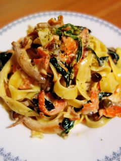 サーモンとほうれん草のクリームパスタ♬-レシピのメイン写真