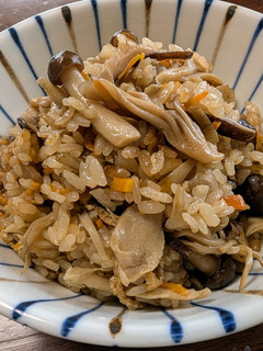 3種のきのこ!秋の炊き込みご飯-レシピのメイン写真